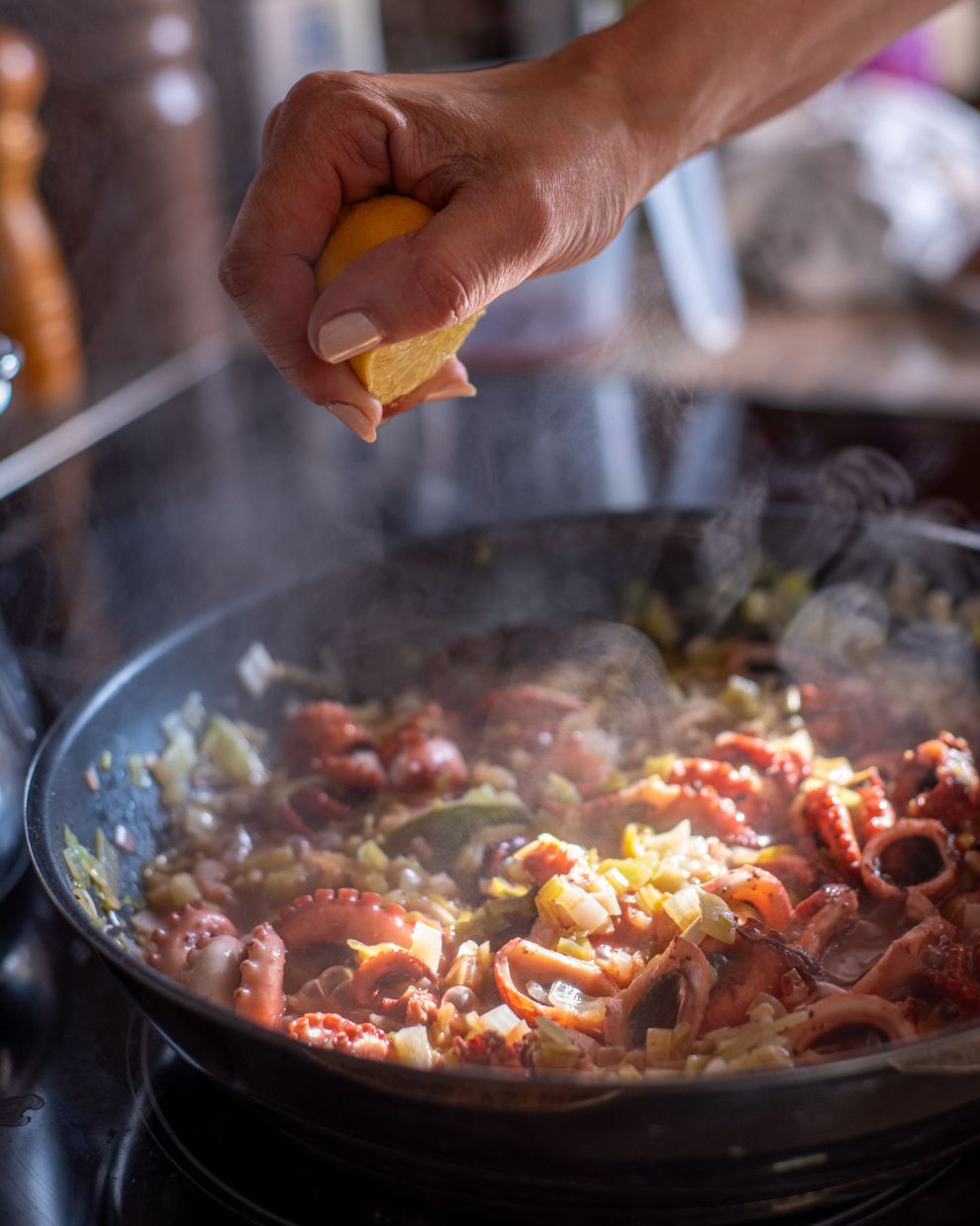 Μοσχιοί λεμονάτοι με πράσο και θυμάρι