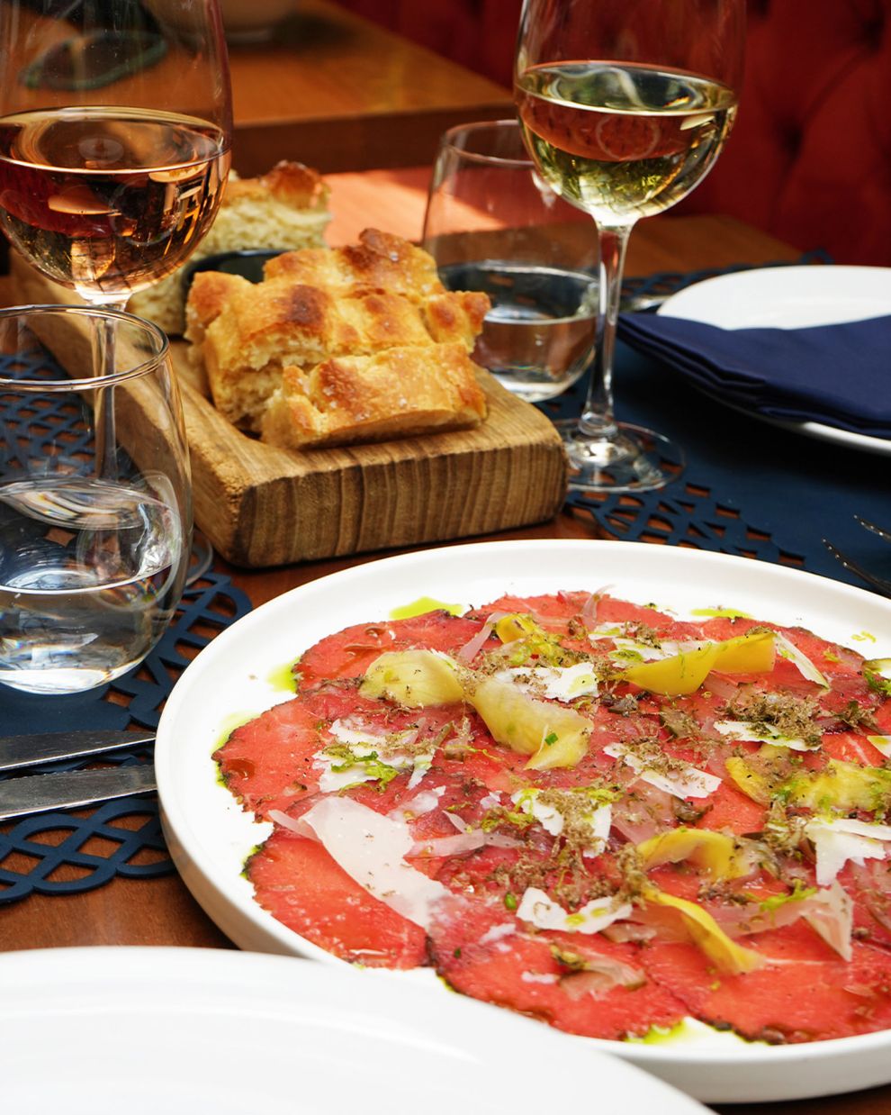 Φιλέτο Μοσχαριού Πίκλες Lime Παρμεζάνα Φρέσκια Τρούφα