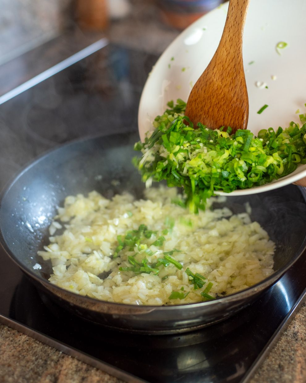 Αγκινάρες γεμιστές στη γάστρα 