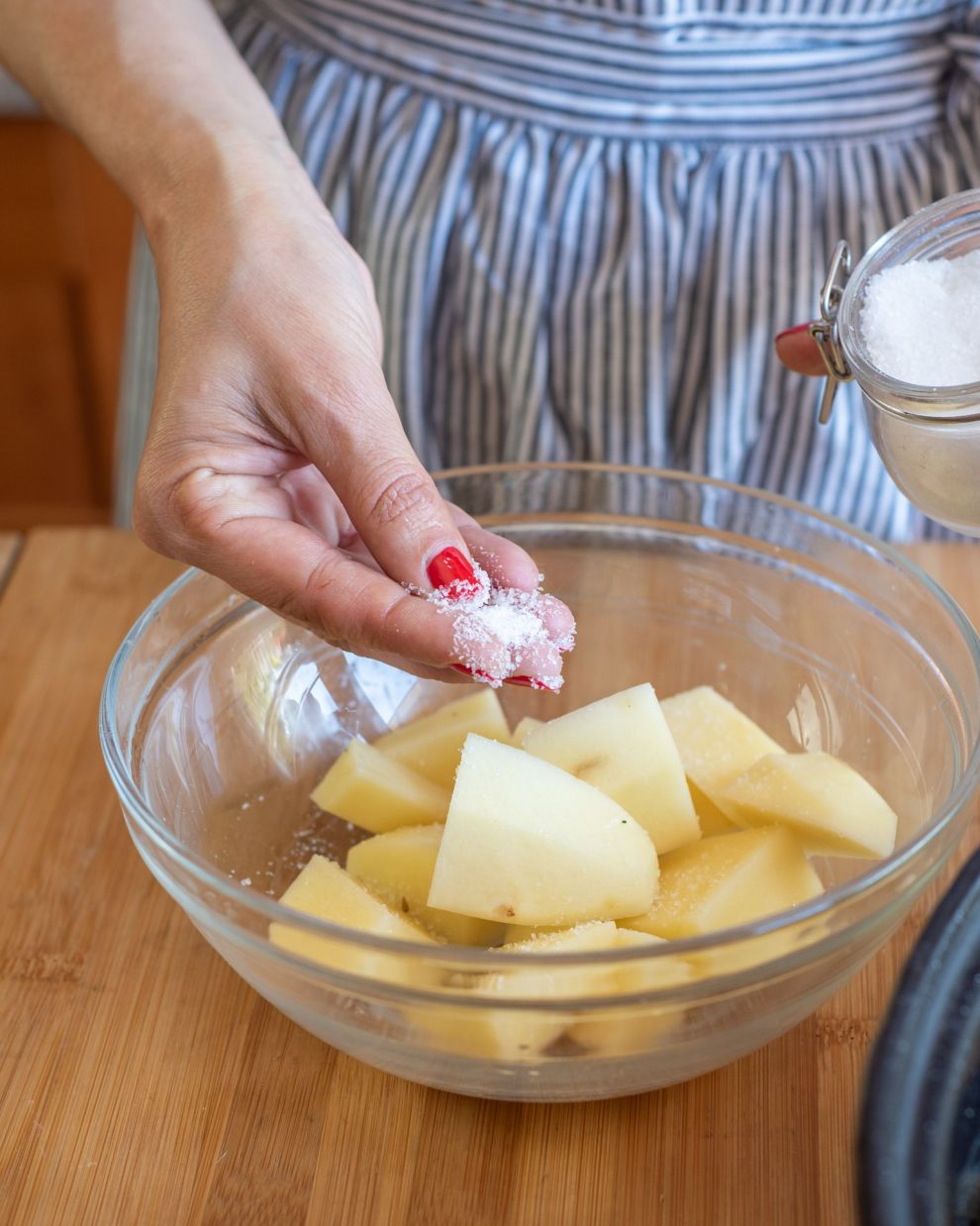 Αγκινάρες γεμιστές στη γάστρα 
