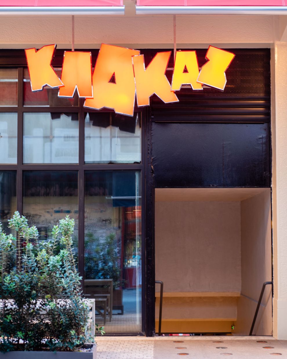 Κλακάζ στο Μοναστηράκι