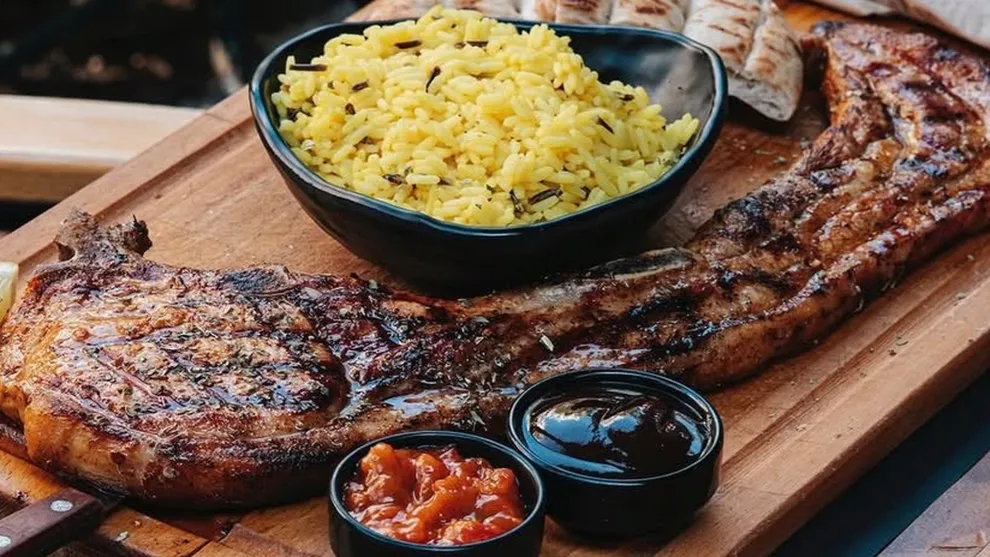 Meat n’ Roses 