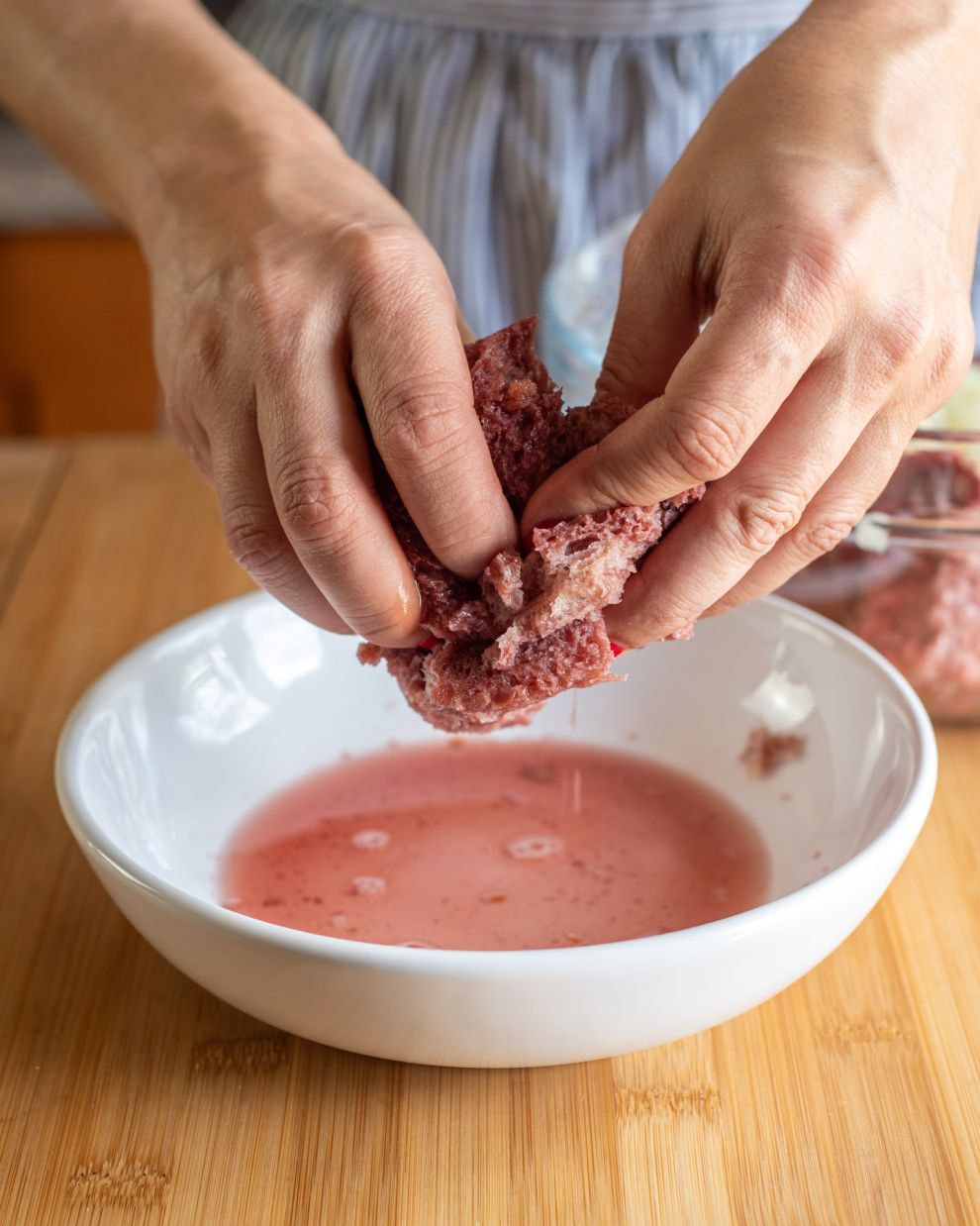 Πολίτικα σουτζούκακια με πατάτες και πιπεριές βήμα-βήμα