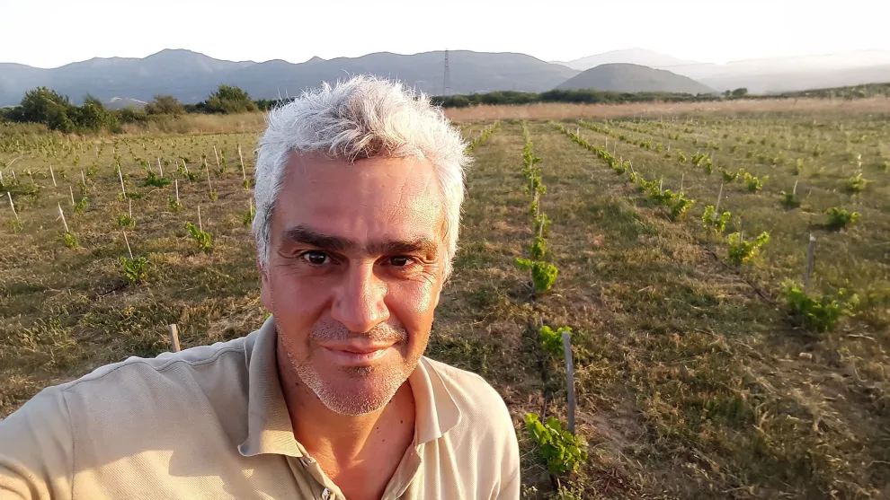 Θάνος Καραθάνος