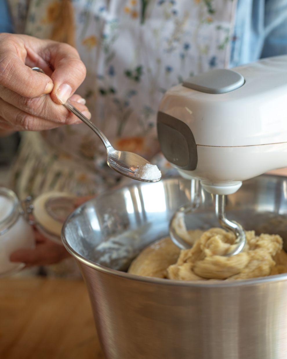 Τσουρέκι γεμιστό βήμα βήμα 