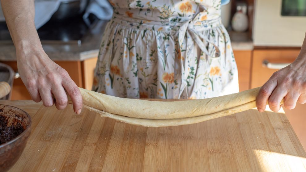 Τσουρέκι γεμιστό βήμα βήμα 