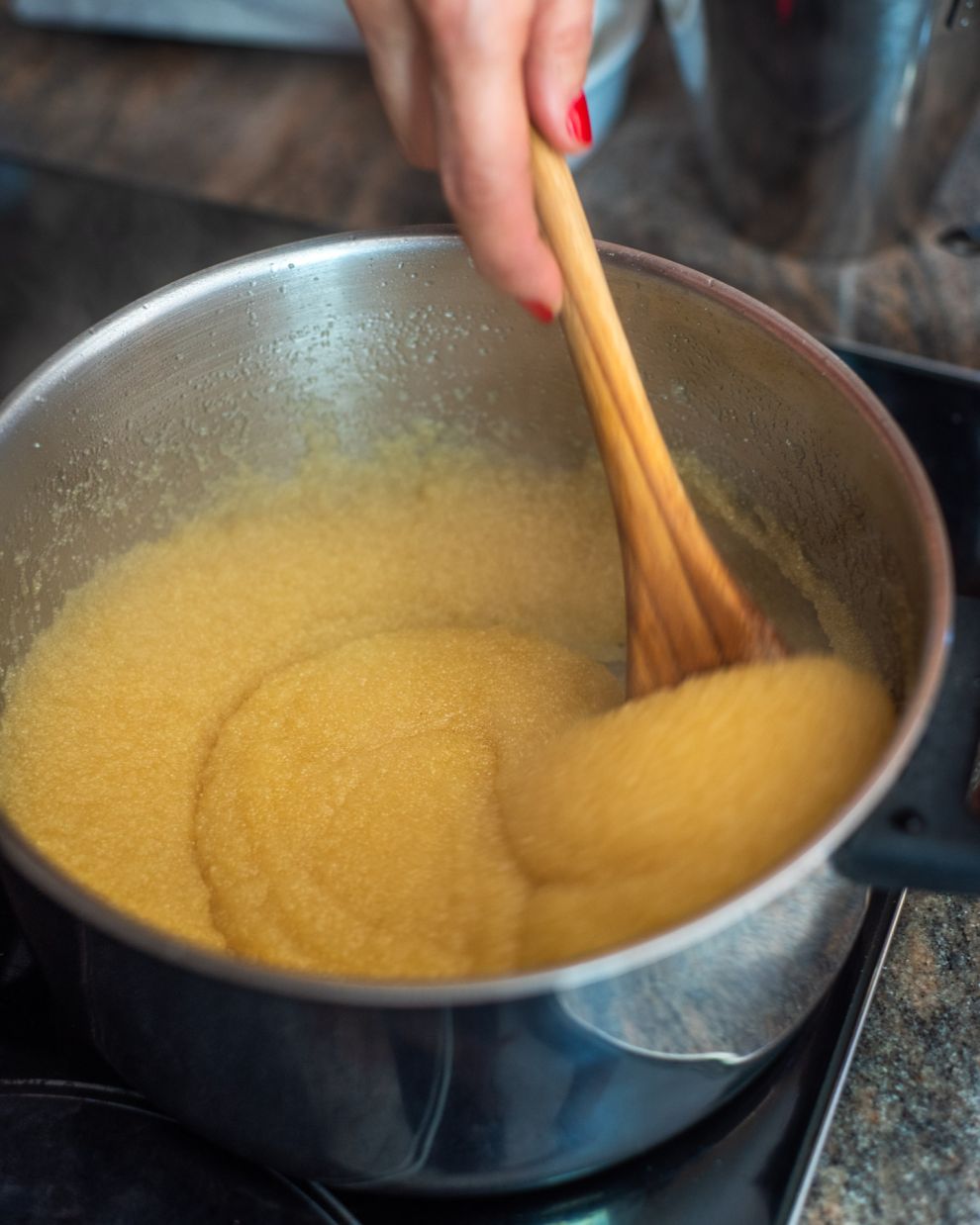 Χαλβάς σιμιγδαλένιος με επικάλυψη σοκολάτας 