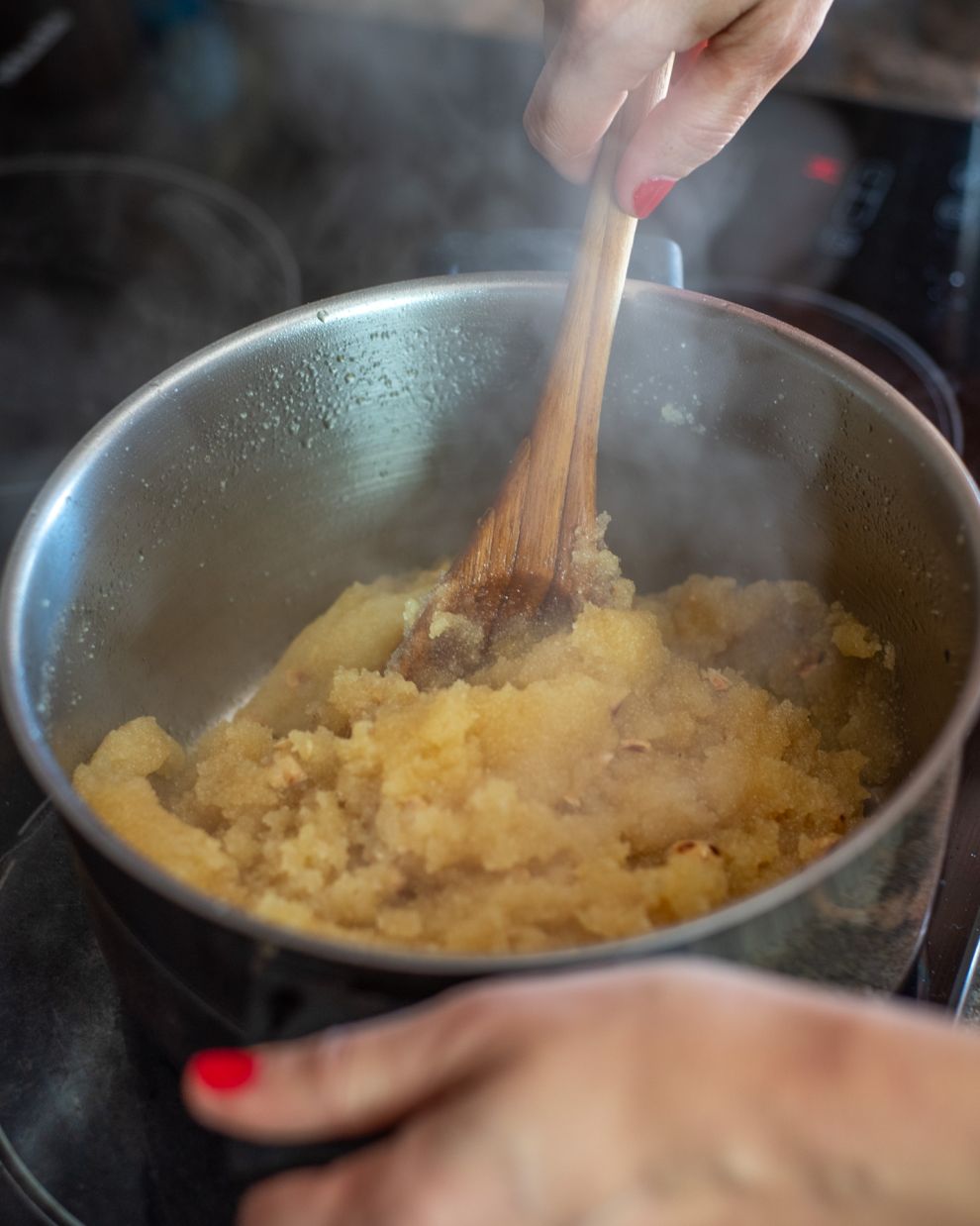 Χαλβάς σιμιγδαλένιος με επικάλυψη σοκολάτας 