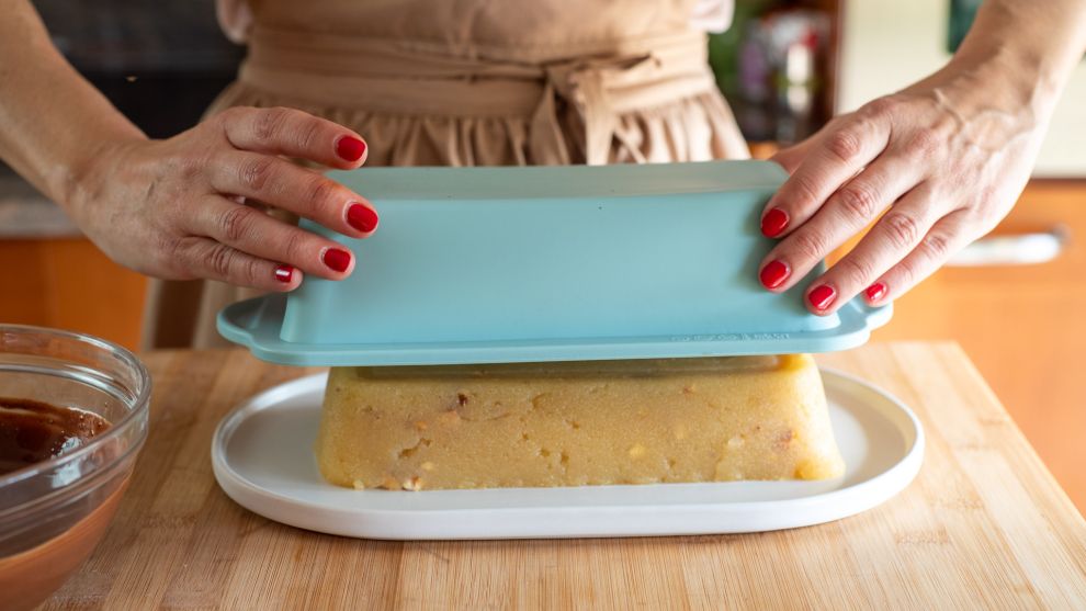 Χαλβάς σιμιγδαλένιος με επικάλυψη σοκολάτας 