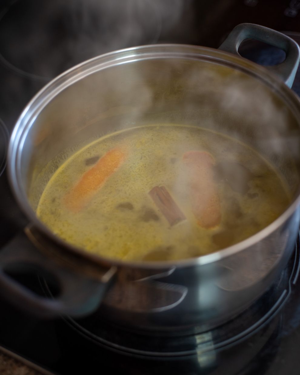 Χαλβάς σιμιγδαλένιος με επικάλυψη σοκολάτας 