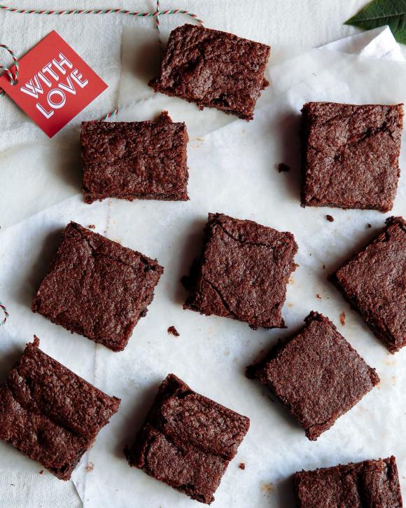 Brownies με καραμέλα και μαύρη σοκολάτα 