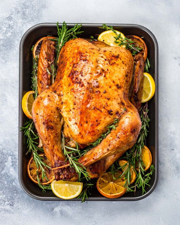 Γαλοπούλα ψητή με βούτυρο και μυρωδικά