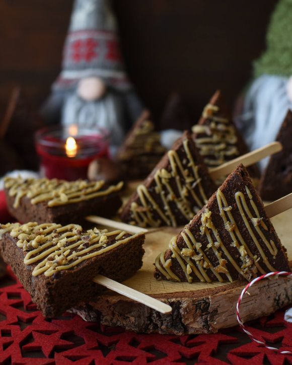 Brownies σε σχήμα χριστουγεννιάτικου δέντρου