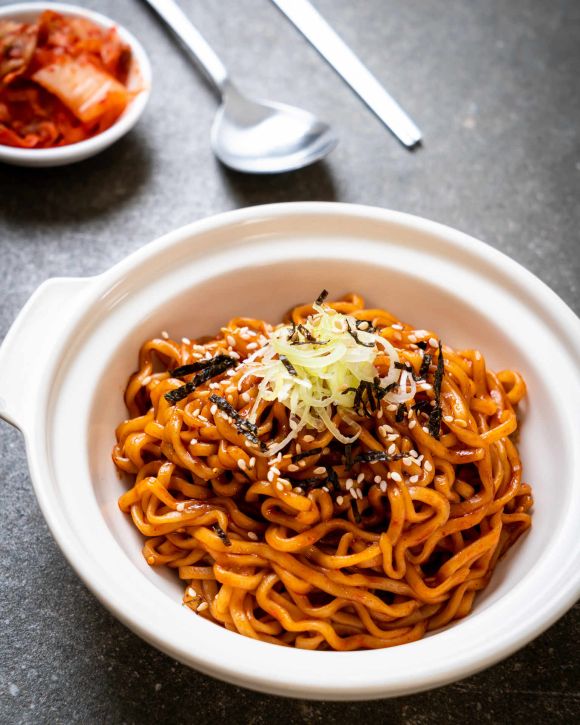 Κορεάτικα kimchi noodles
