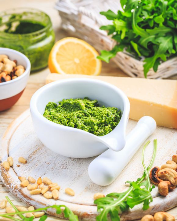 Πέστο με ρόκα και κάσιους