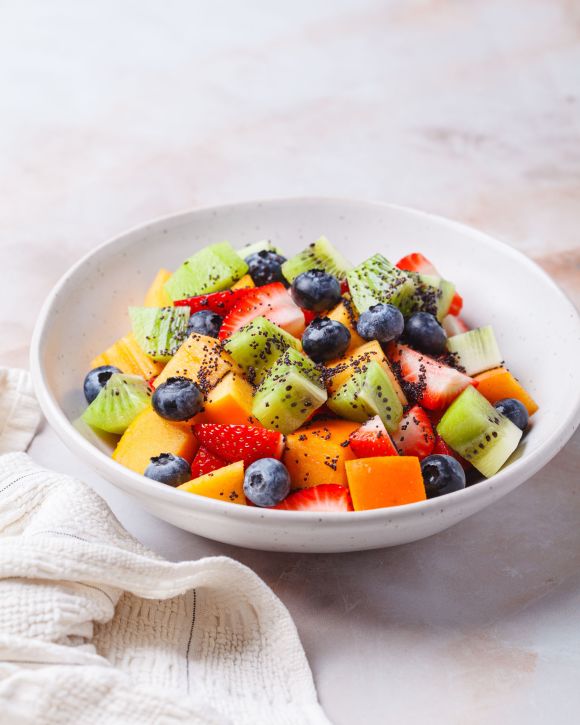 Φρουτοσαλάτα με αρωματικό σιρόπι ρούμι & σιρόπι σφενδάμου