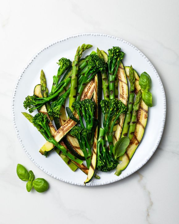 Ψητά πράσινα ανοιξιάτικα λαχανικά